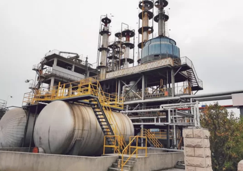 Latest company blogs about Tripropylene glycol is a versatile industrial solvent and chemical intermediate, commonly used in: